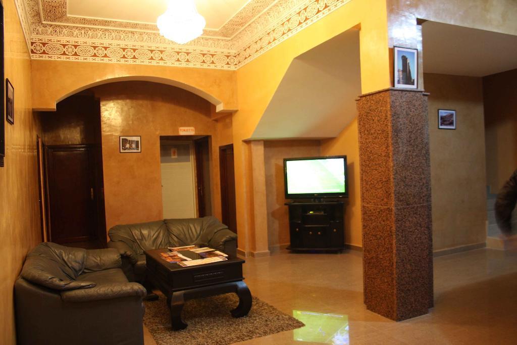 Hotel Amsterdam Ouarzazate Exteriör bild
