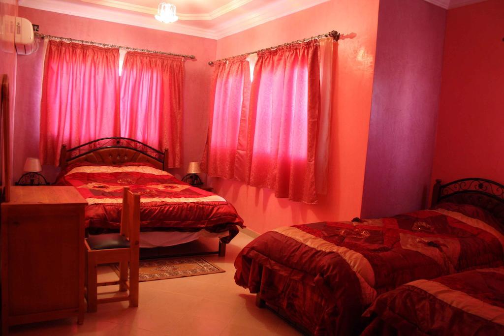 Hotel Amsterdam Ouarzazate Exteriör bild